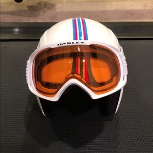 Hard ear UVEX racing helmet